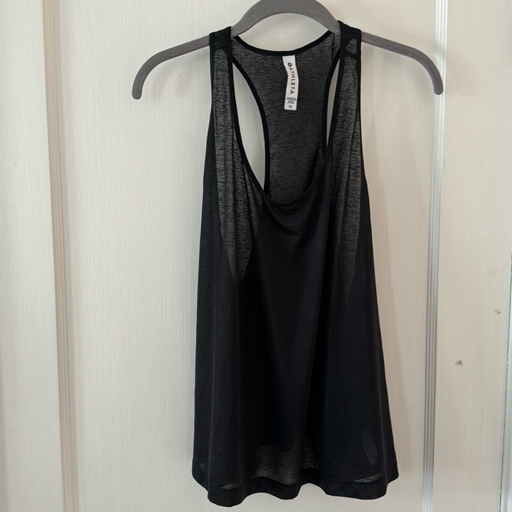 Very light weight Athleta tank 1X black